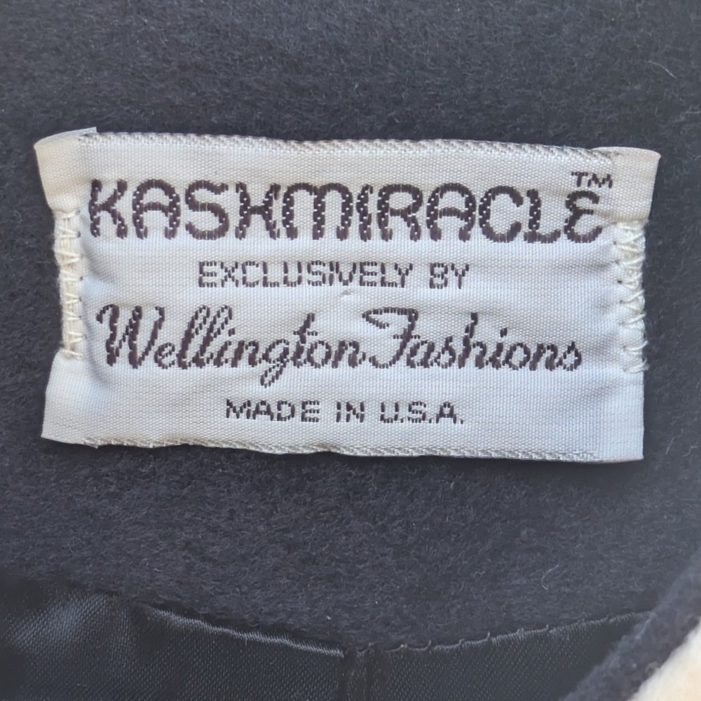 Vintage Wellington Fashions Kaskmiracle Cream Long Coat Mock Neck Made in USA - Picture 3 of 4
